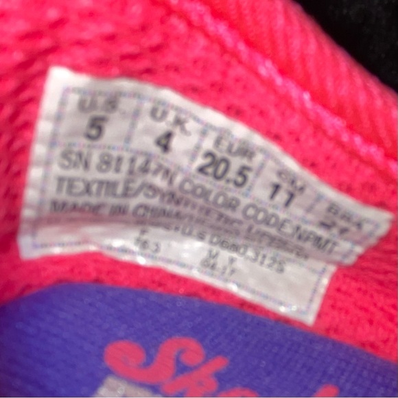 Sketchers Toddler Girls’ Shoe - Size 5 - Picture 7 of 9